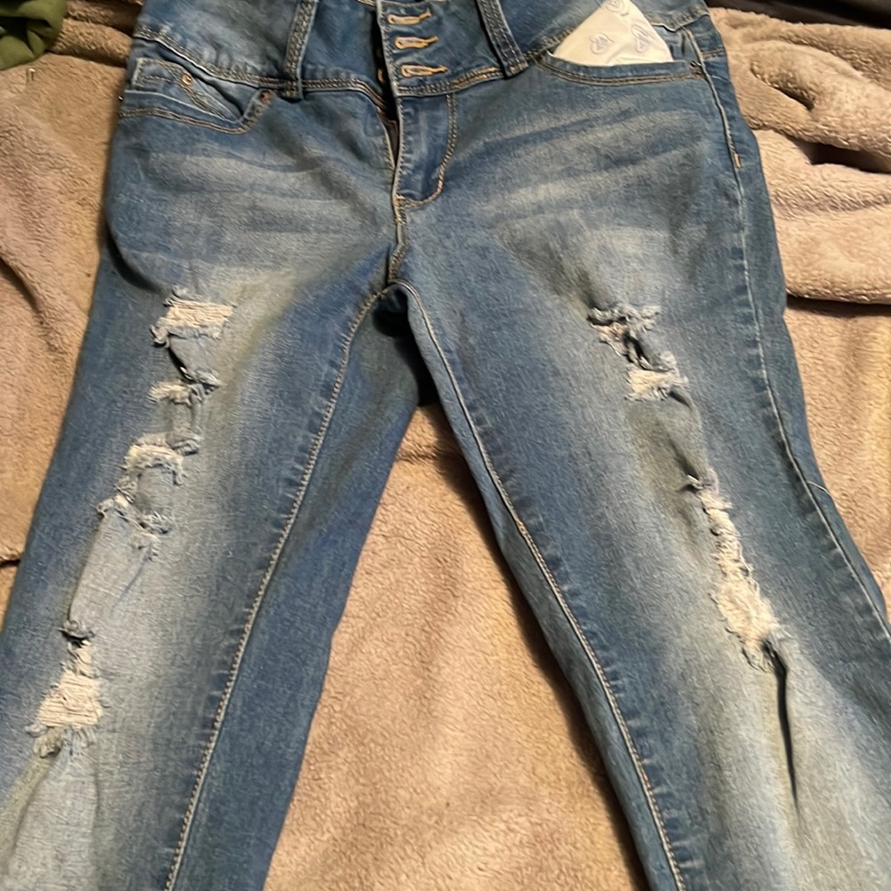 Woman’s(Wanna better butt?) jeans !!!